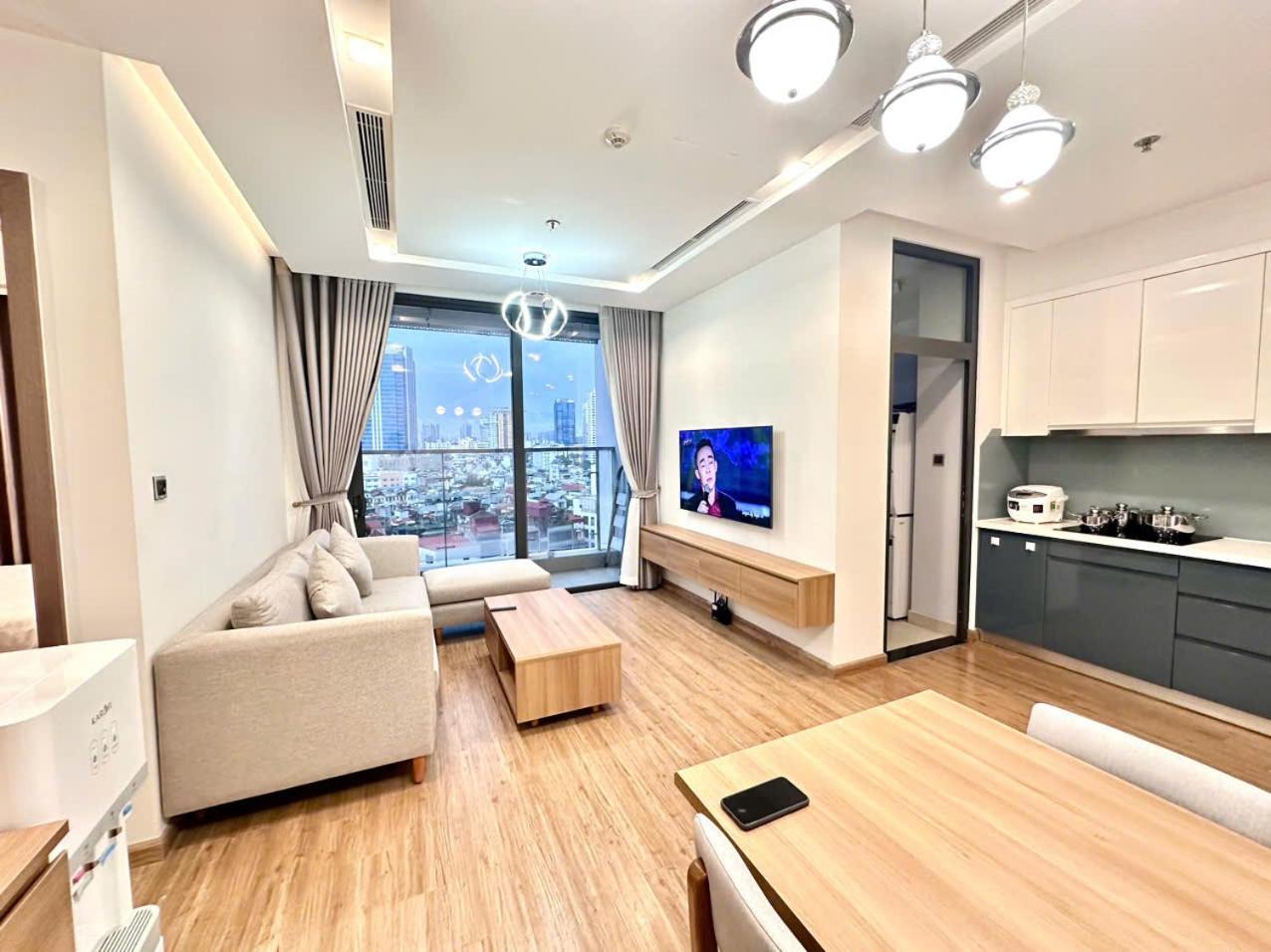 Luxury Apartment In Vinhomes Metropolis Ανόι Εξωτερικό φωτογραφία