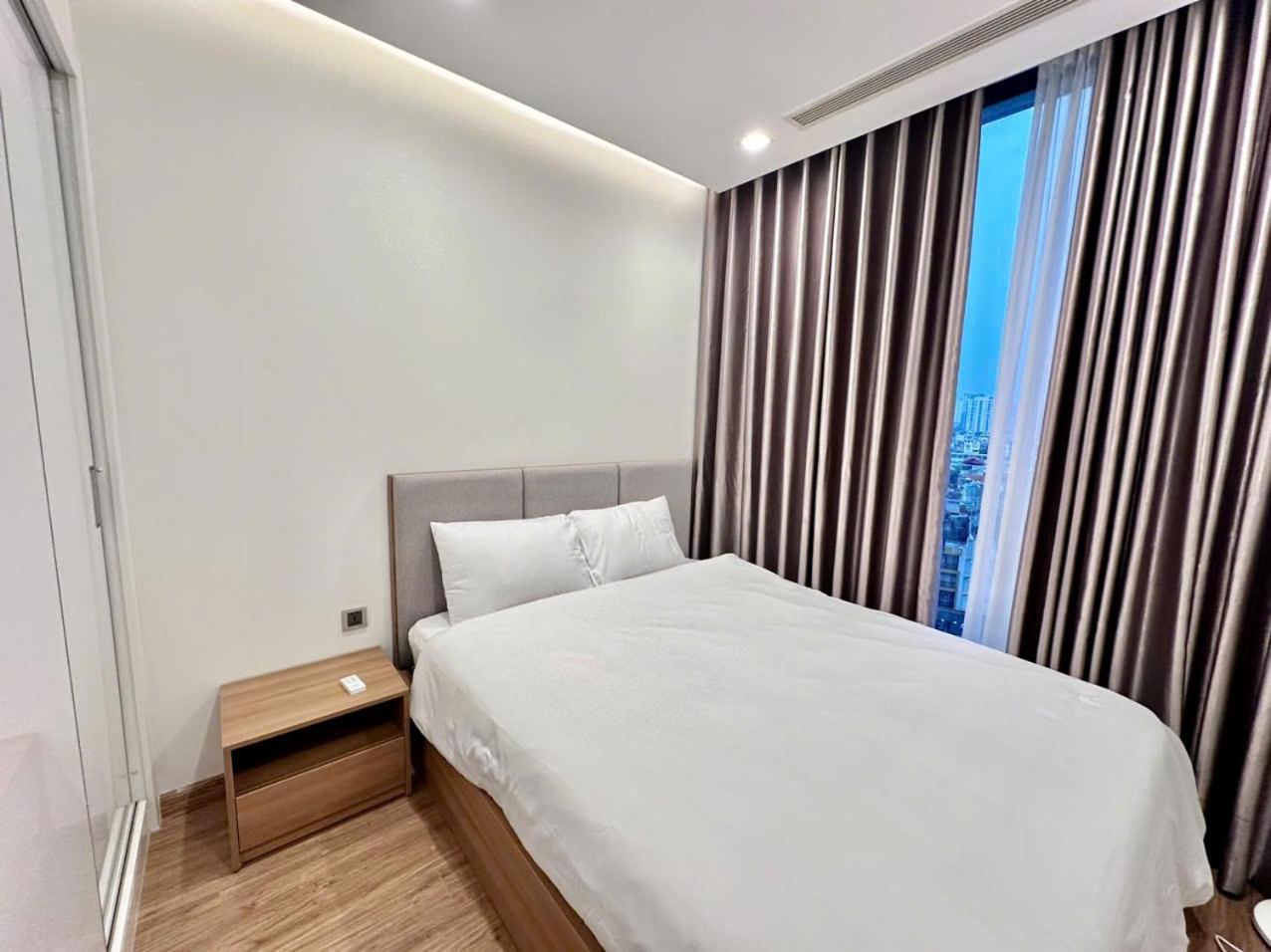 Luxury Apartment In Vinhomes Metropolis Ανόι Εξωτερικό φωτογραφία